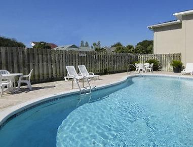 Howard Johnson Inn Tybee Island Savannah Ga Зручності фото